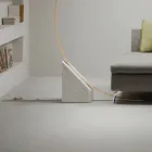 Llambë dyshemeje në metal të lyer me dritë LED që zvogëlohet - Eukalipt Viadurini