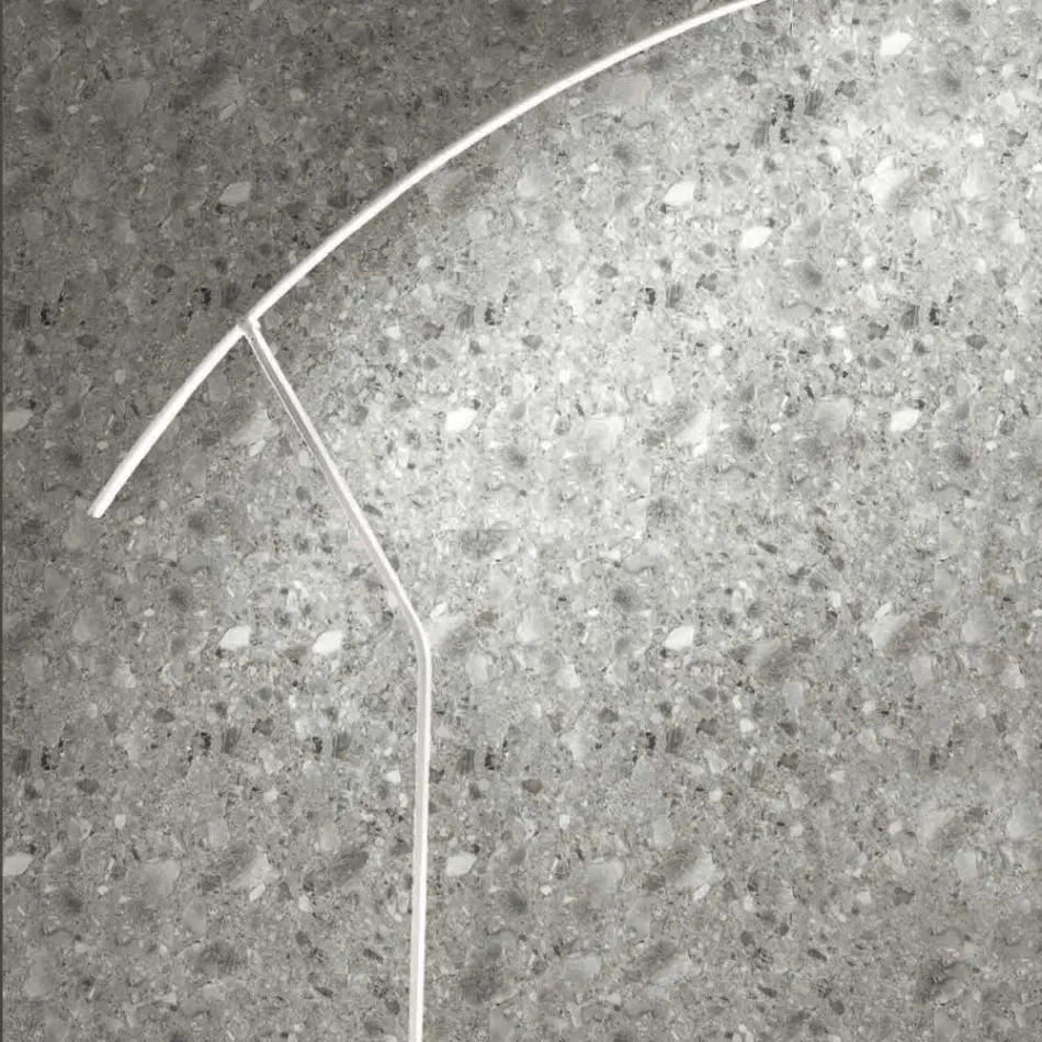 Llambë dyshemeje prej metali e lyer me ngjyra të ndryshme dhe LED me errësim - panje Viadurini