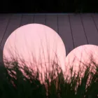 Llambë shumëkatëshe me dysheme të udhëhequr në plastikë të bardhë, me dizajn të rrumbullakët - Globostar Viadurini