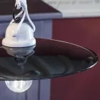 Llambë e varur për ulje-ngritje në qeramikë të bardhë dhe metal të zi - fuqi Viadurini