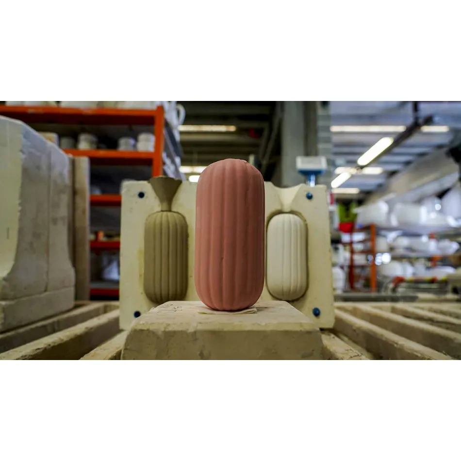 Llambë e verdhë ose e gjelbër retro qeramike e varur e bërë në Itali - Ferroluce Lariat Viadurini