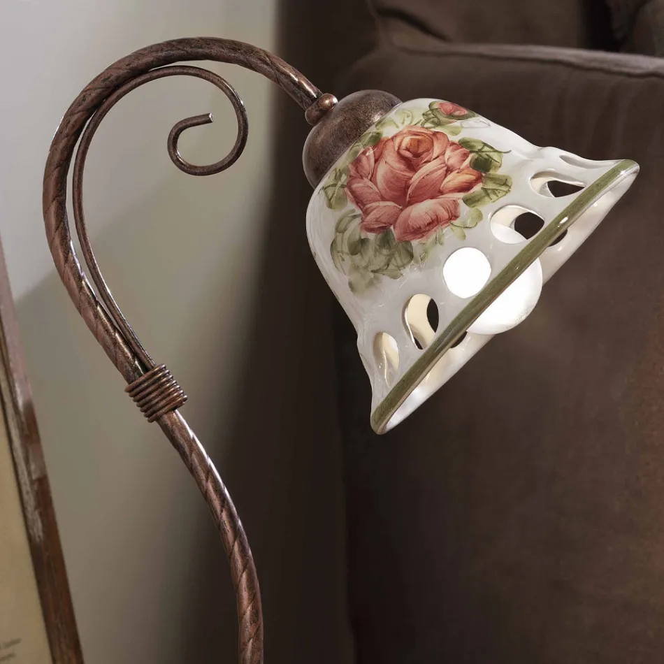 Llamba tavoline ne metal dhe qeramike e punuar me dore me Passanastri - Napoli Viadurini