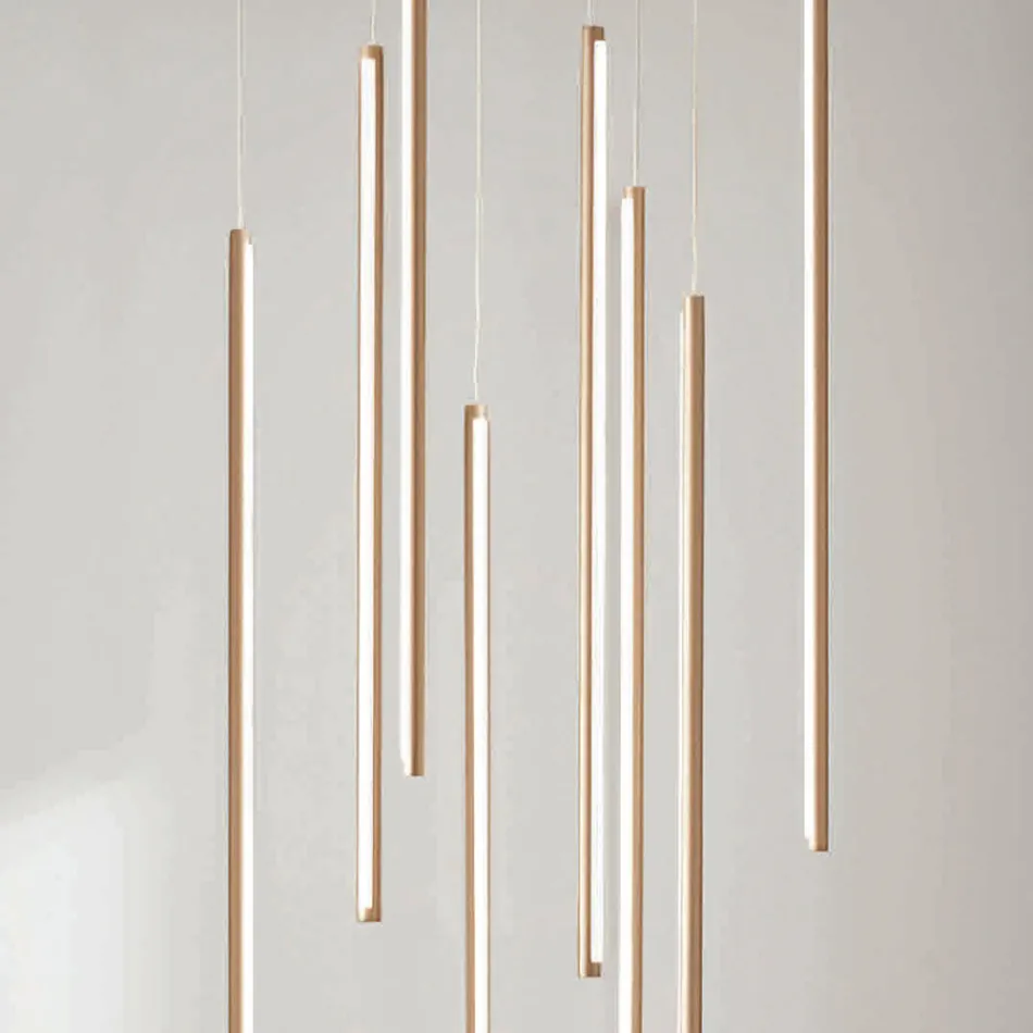 Llambadar me 8 drita LED në metal të lyer me ar dhe kabllo të rregullueshme - portokalli Viadurini