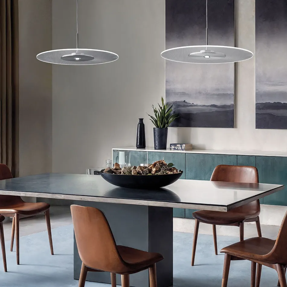 Llambadar metalik me difuzor pleksiglasi me pika të vogla - Nora Viadurini