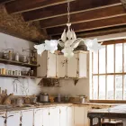 Llambadar metali dhe qelqi për të ndriçuar ambiente të brendshme të rafinuara – Sirio Viadurini