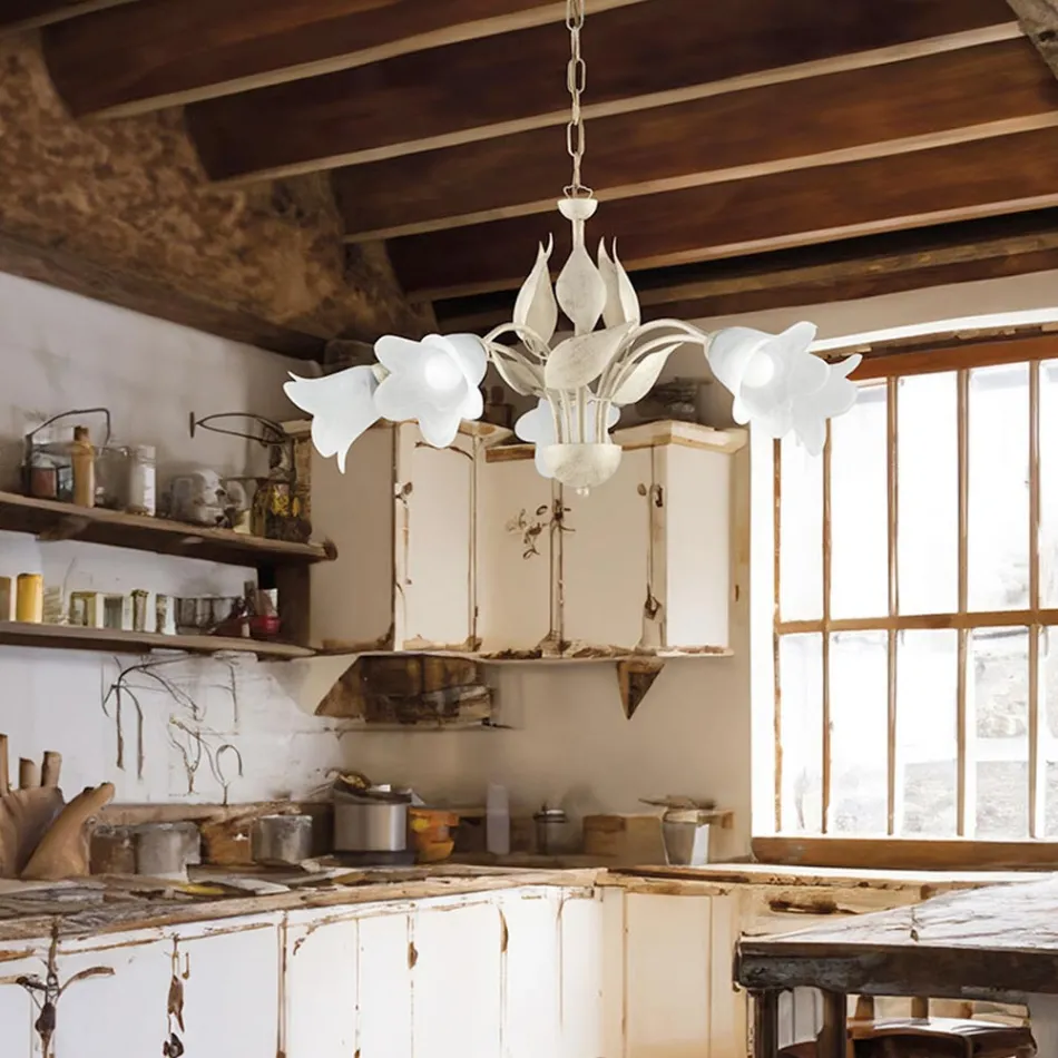 Llambadar metali dhe qelqi për të ndriçuar ambiente të brendshme të rafinuara – Sirio Viadurini