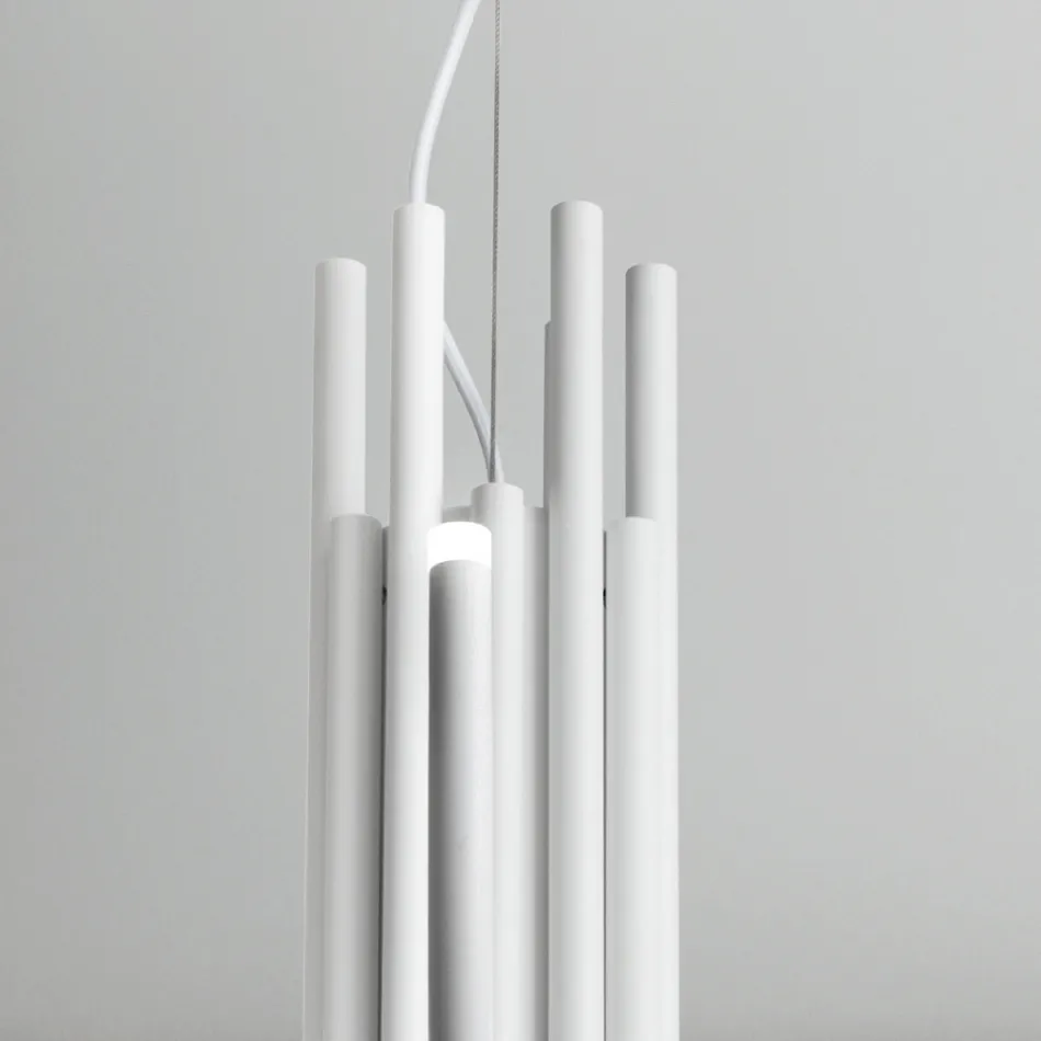 Llambadar LED me 13 drita në metal të lyer me ngjyrë të bardhë, të zezë ose ari - Akrepi Viadurini