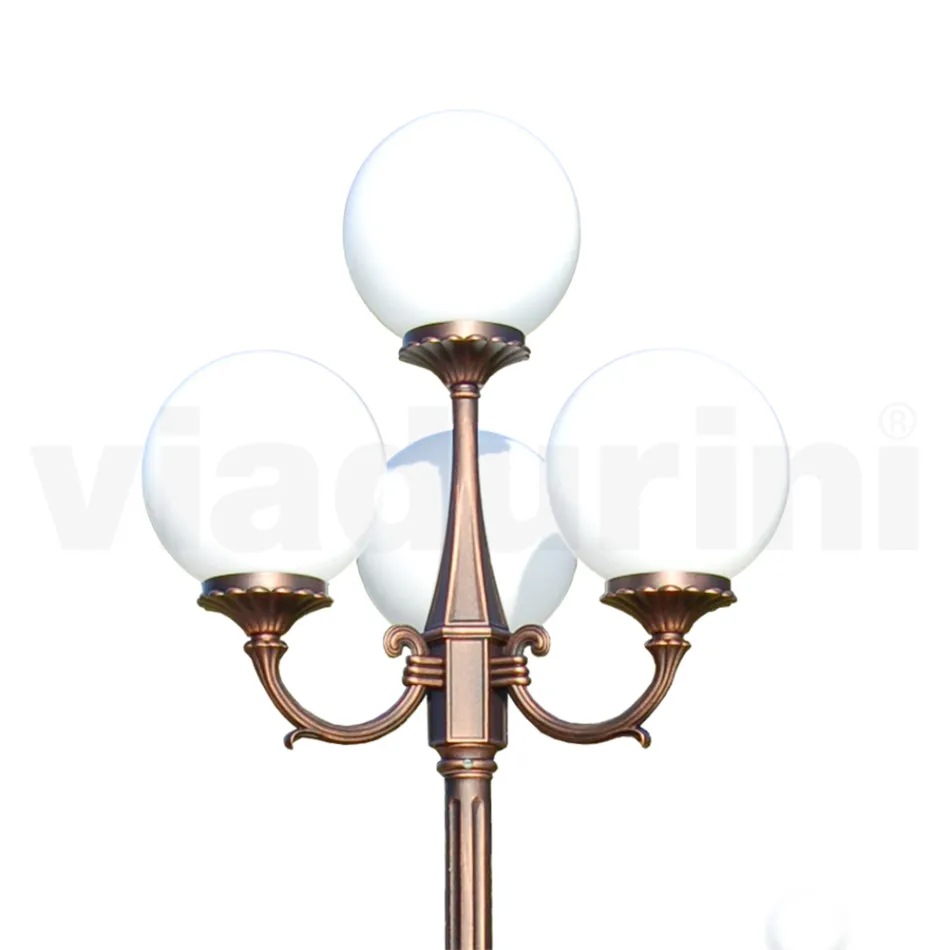 Llambë rruge 270 cm e lartë në akrilik të zi dhe alumin Prodhuar në Itali - Trovanero Viadurini