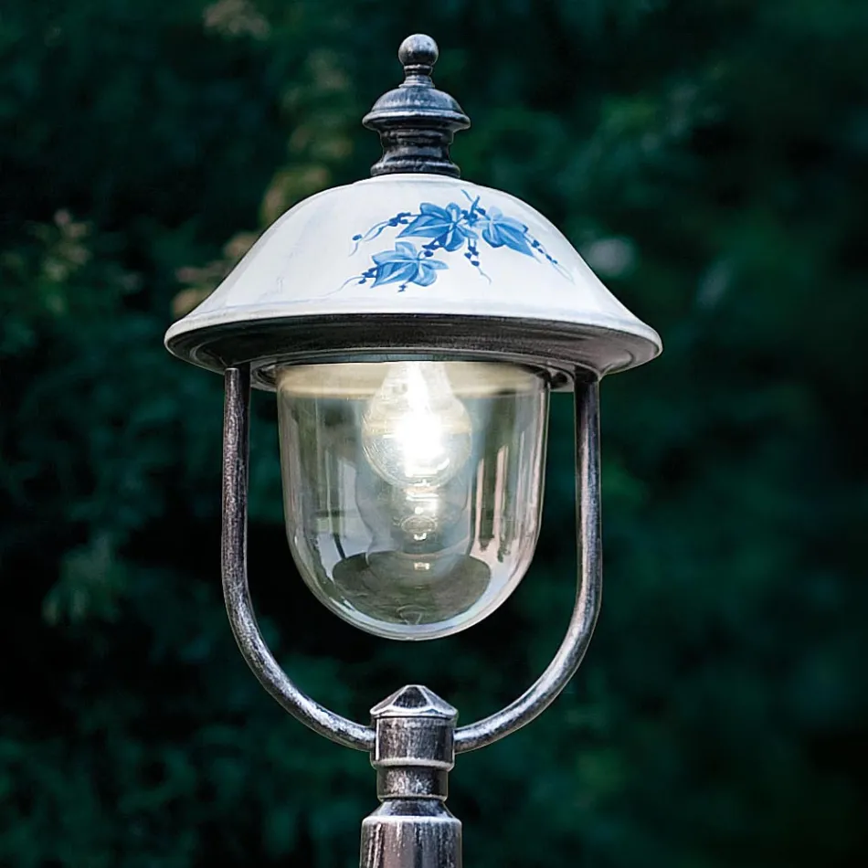 Shtylla e jashtme e aluminit e lyer me dore me dekorim me lule - Bari Viadurini