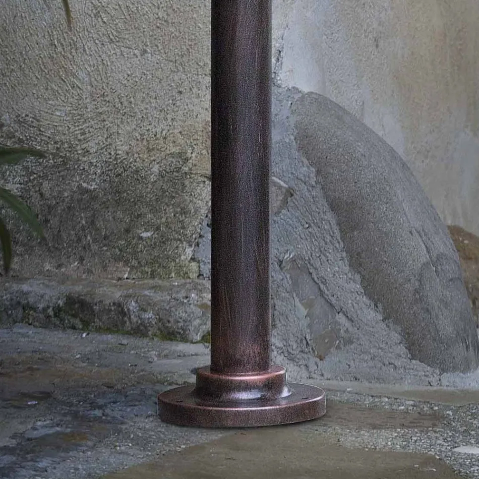 Dizajni i lakuar i postës së llambës së kopshtit në dekorim me dorë prej alumini - Campobasso Viadurini