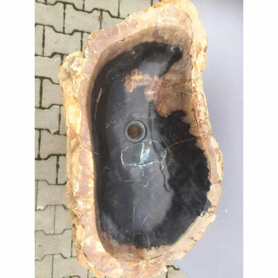 Dizenjoni lavaman piedestalin në gur natyral Ley, të punuar me dorë Viadurini