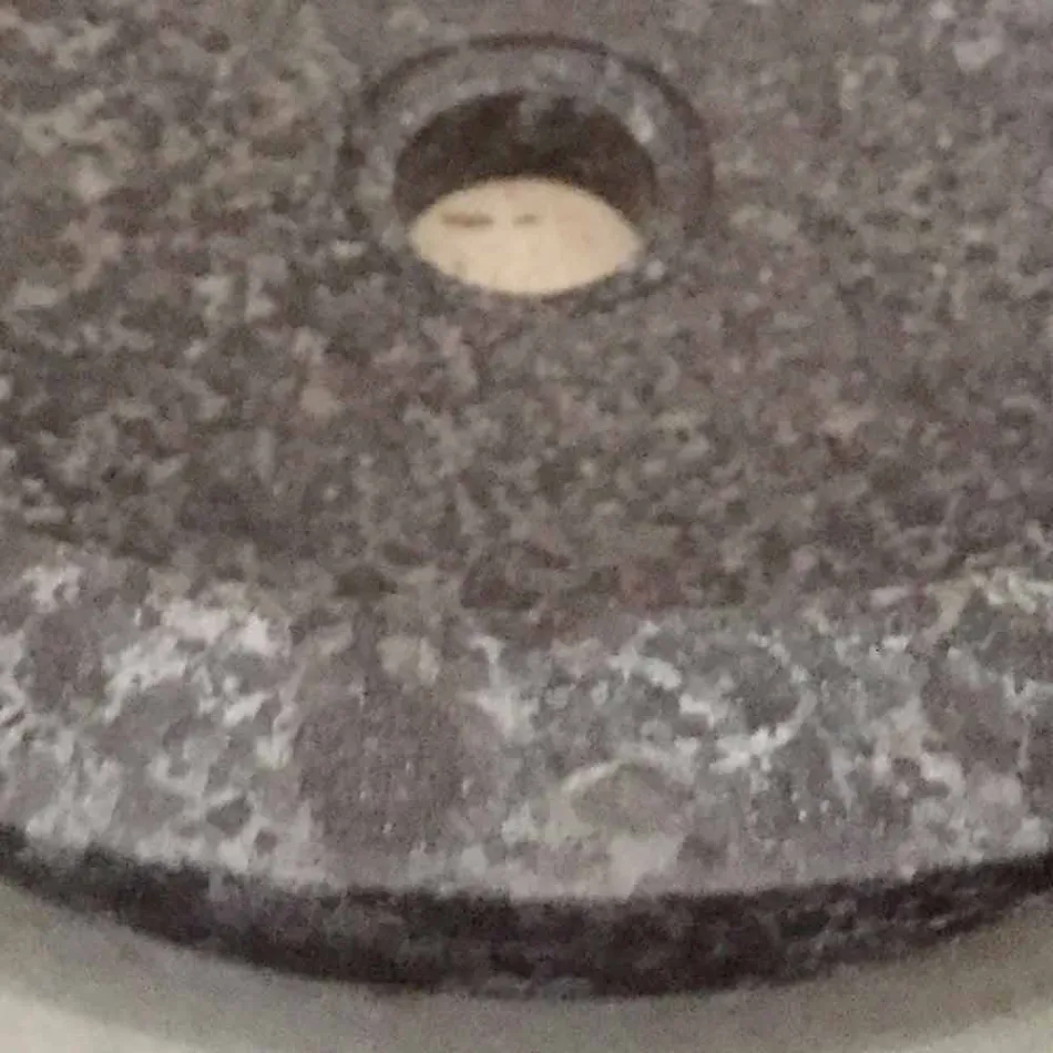 Larja e banjës së banjës me banjë guri natyrale Levi, dizajn modern Viadurini