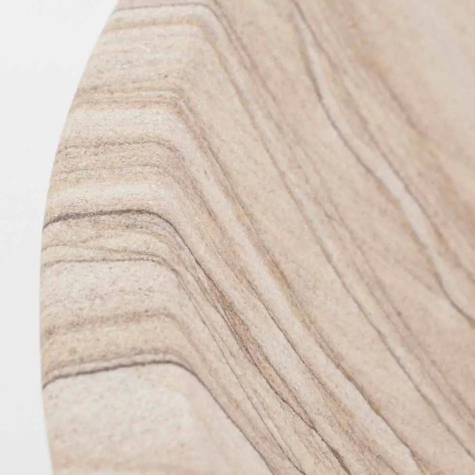 Lavaman banjoje në formën e rrumbullakët prej guri rëre - Cerasolo Viadurini