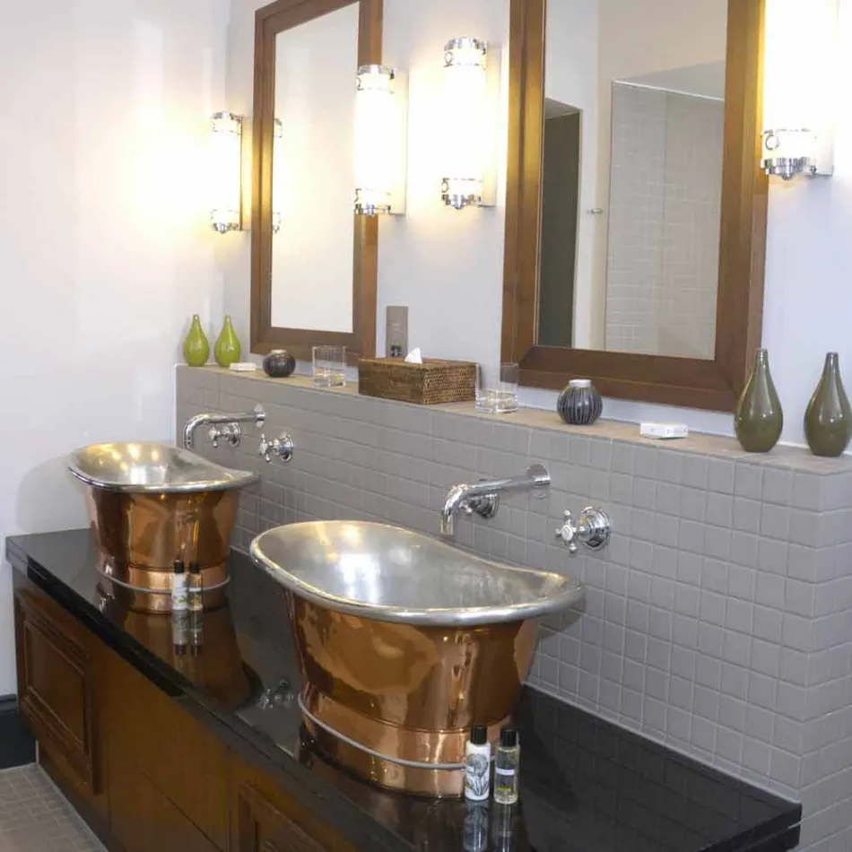 Mbytet banjo për të mbështetur bakrin dhe hekurin e bardhë Cala Viadurini