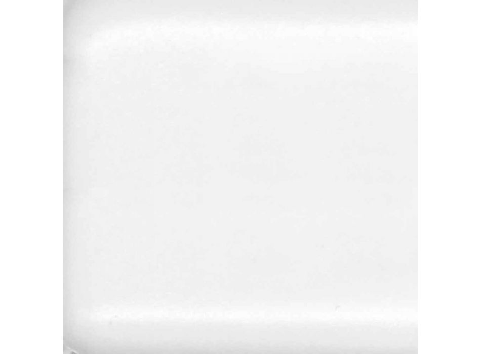Pellgu i përkuljes ose larjes së mureve në qeramikë me ngjyrë ose Leivi të Bardhë