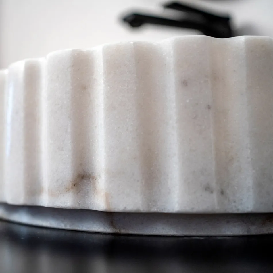 Lavaman ovale countertop për banjo E bërë nga mermeri i bardhë - Cunzite Viadurini