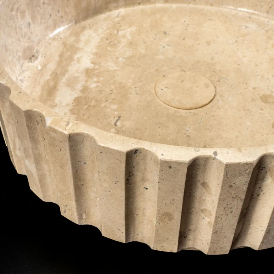 Lavaman banaku i rrumbullakët i bërë nga mermeri travertin - Cattleya Viadurini