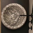 Larje banjo countertop të rrumbullakëta qeramike Caiman të bëra në Itali dizajn Elisa Viadurini