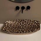 Lavaman countertop qeramike Cheetah bërë në Itali nga Laura Viadurini