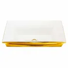 Lavamani modern gjysëm i prerë në argjilë dhe ar prej ari të bërë në Itali, Guido Viadurini