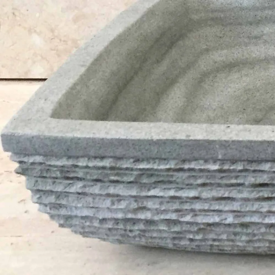 Dizenjoni banjën e banjës me countertop në gurin Hilda Viadurini