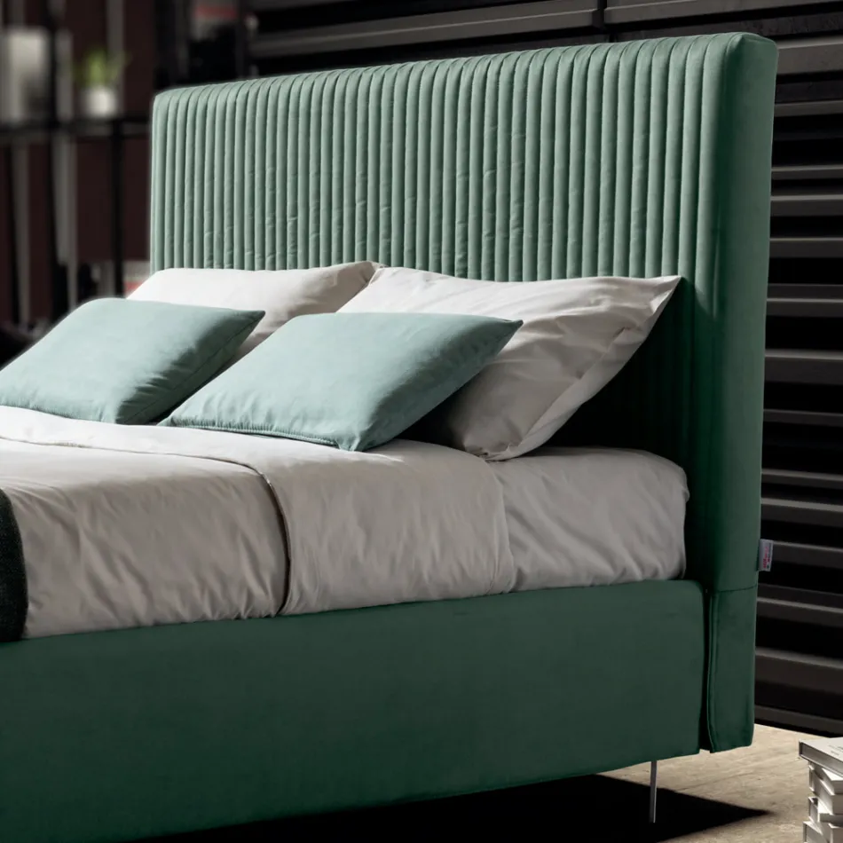 Krevat dopio 160x190 me tegela me brez të ngushtë me shumë vija - Meduse Viadurini