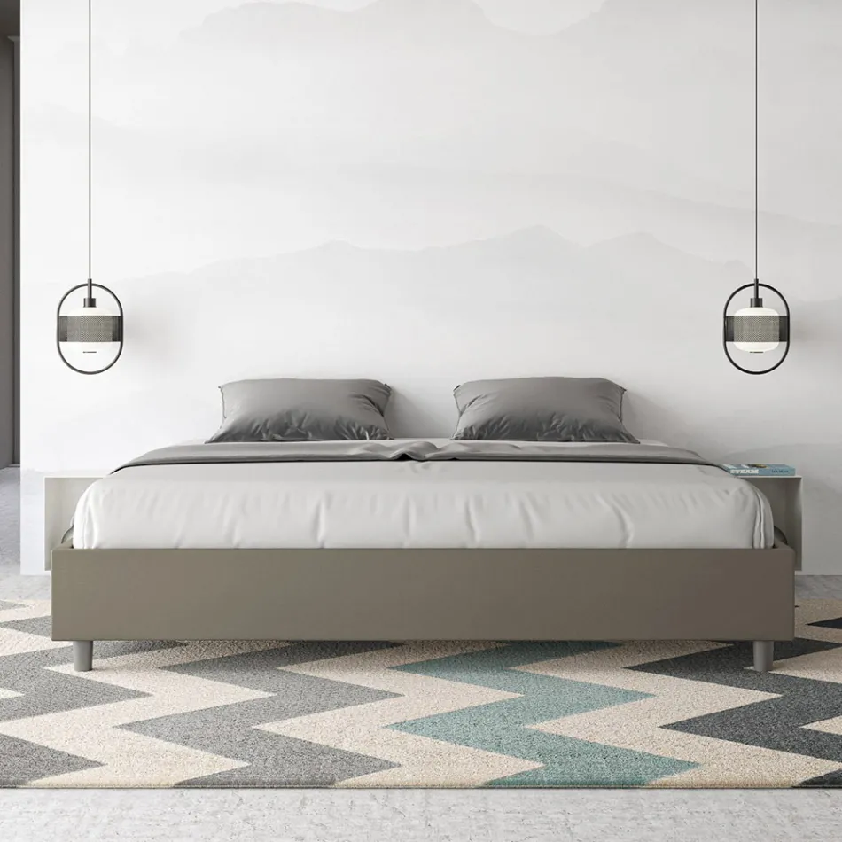 Krevat dopio 180x200 cm i veshur me lëkurë artificiale, i prodhuar në Itali - Athlete Viadurini