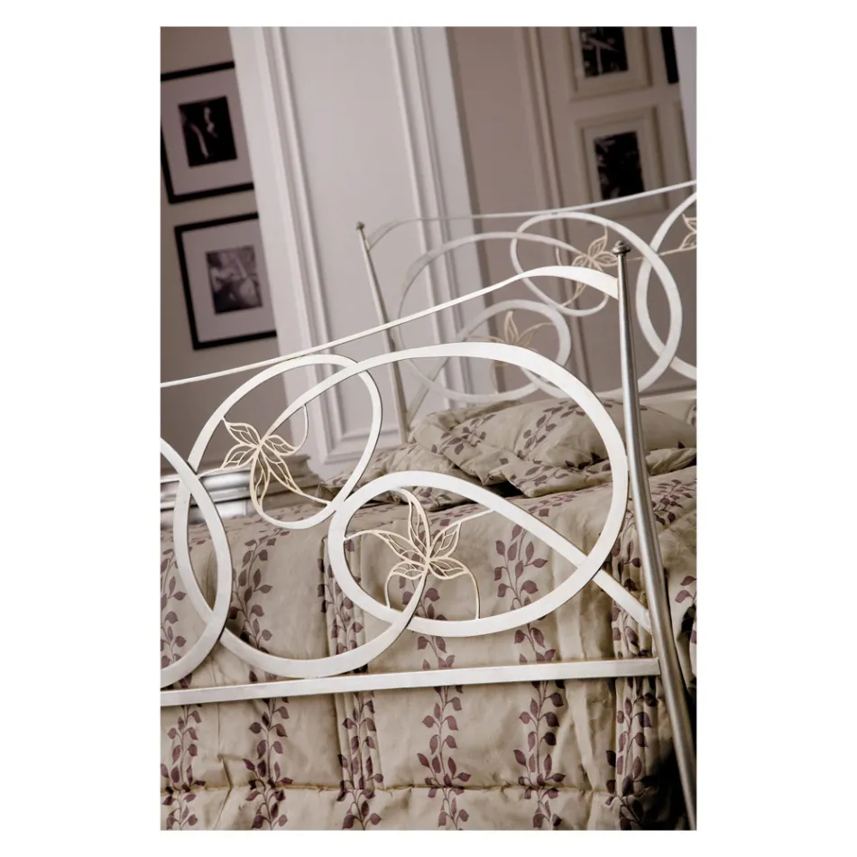 Krevat dopio me jastëk, dyshek dhe 2 komodina Made in Italy - Natyral Viadurini