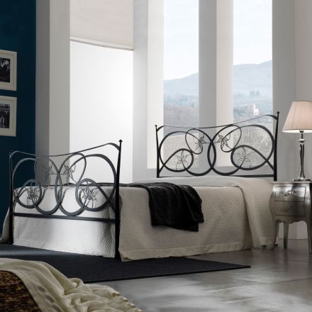 Krevat dopio me jastëk, dyshek dhe 2 komodina Made in Italy - Natyral Viadurini