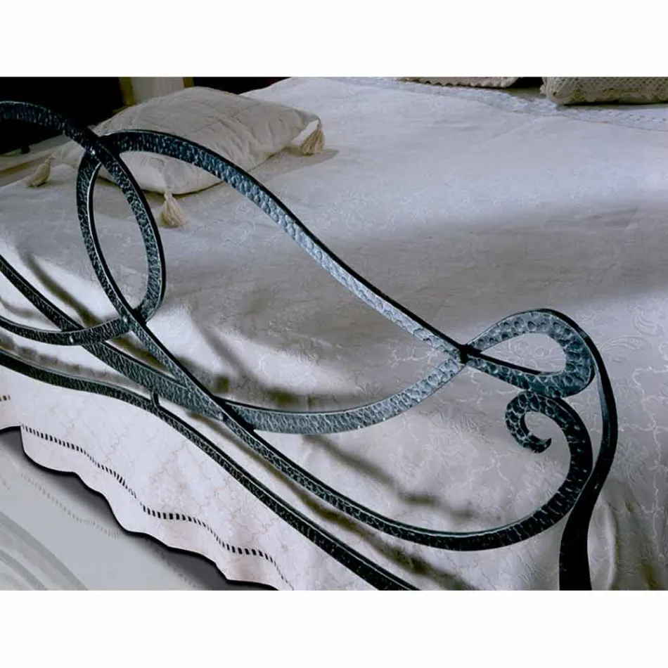 Orkide e hekurt e punuar Viadurini