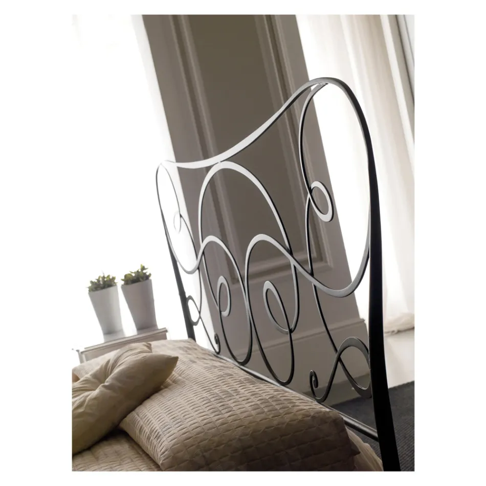 Krevat dopio hekuri me këmbe opsionale Prodhuar në Itali - Lampo Viadurini