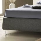 Krevat dopio në pëlhurë ose kadife me dyshek Prodhuar në Itali - Ernesto Viadurini