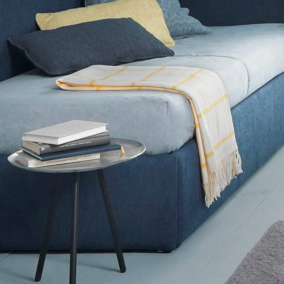 Shtrati me një kënd të vetëm, me kufje Line4 Bolzan dhe panel anësor Viadurini