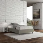 Krevat me madhësi Queen 140x200 cm i veshur me lëkurë artificiale, i prodhuar në Itali - Athlete Viadurini