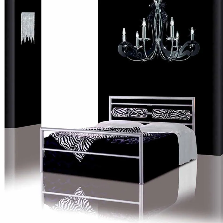 Një shtrat dhe një gjysmë katror i punuar me hekuri Dionisi Viadurini