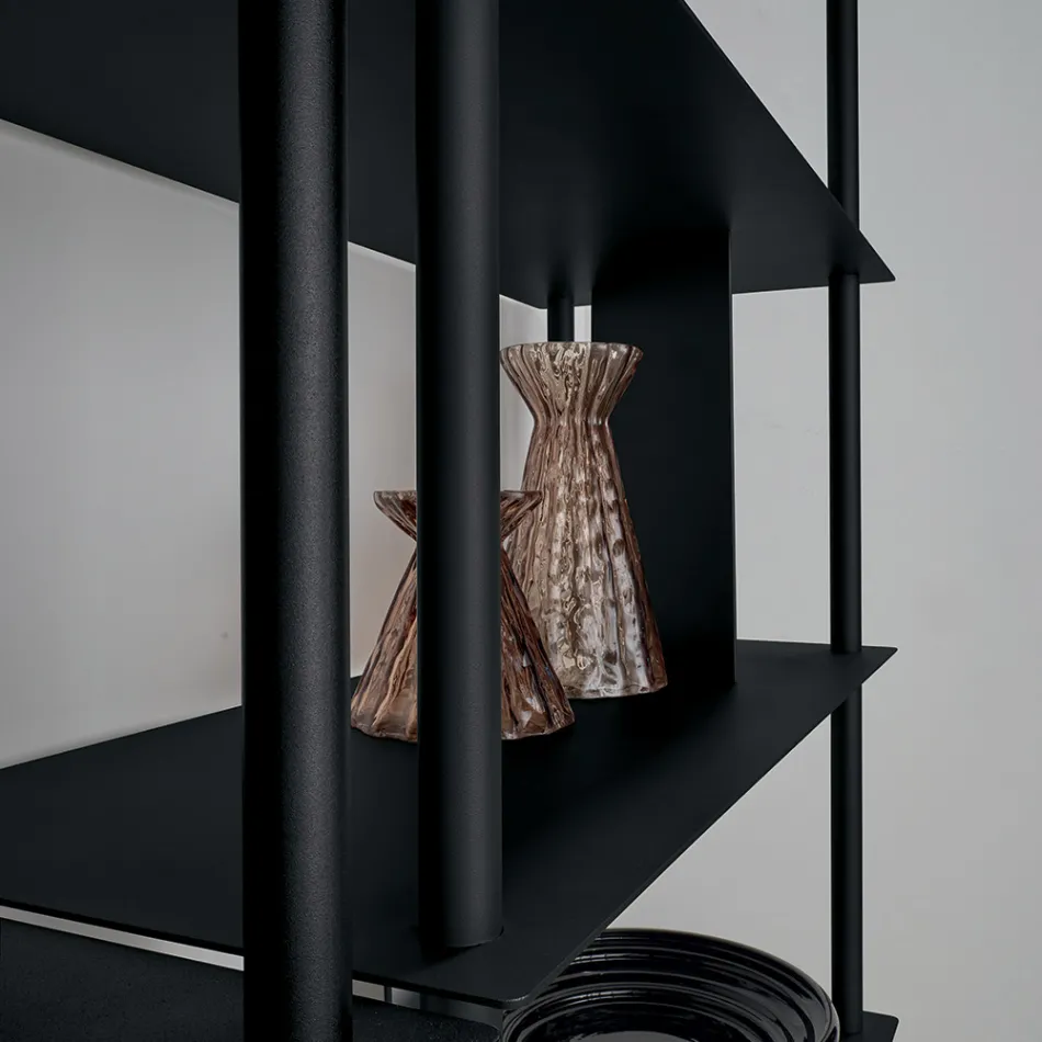 Raft librash vertikal Filiberta i bërë nga metal i lyer, i prodhuar në Itali Viadurini