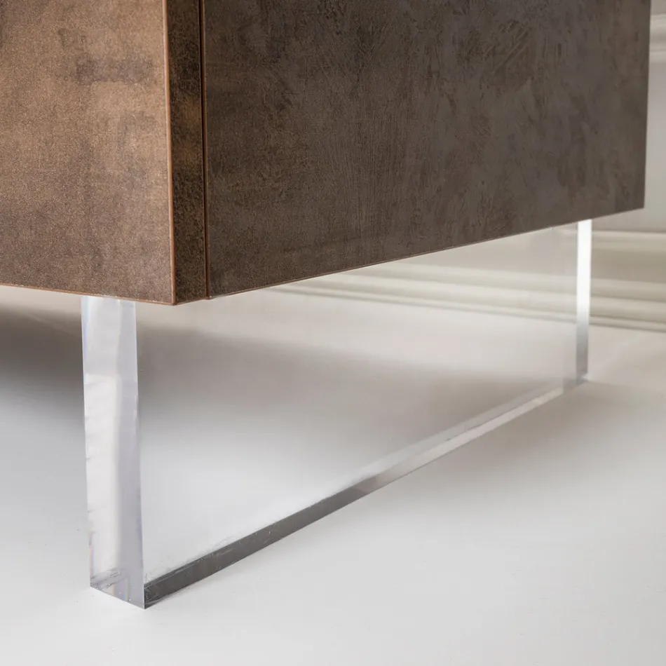 Tabela bufe me 2 dyer dhe 2 ndarje qendrore të hapura në melaminë Prodhuar në Itali - Minnie Viadurini