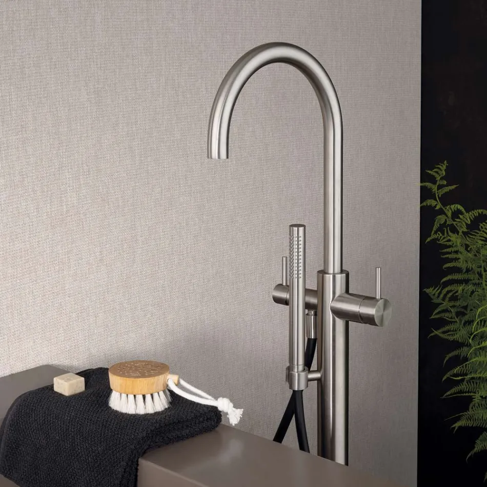 Mikser i jashtëm i vaskës për dysheme në çelik inox AISI 316L - kthetra Viadurini