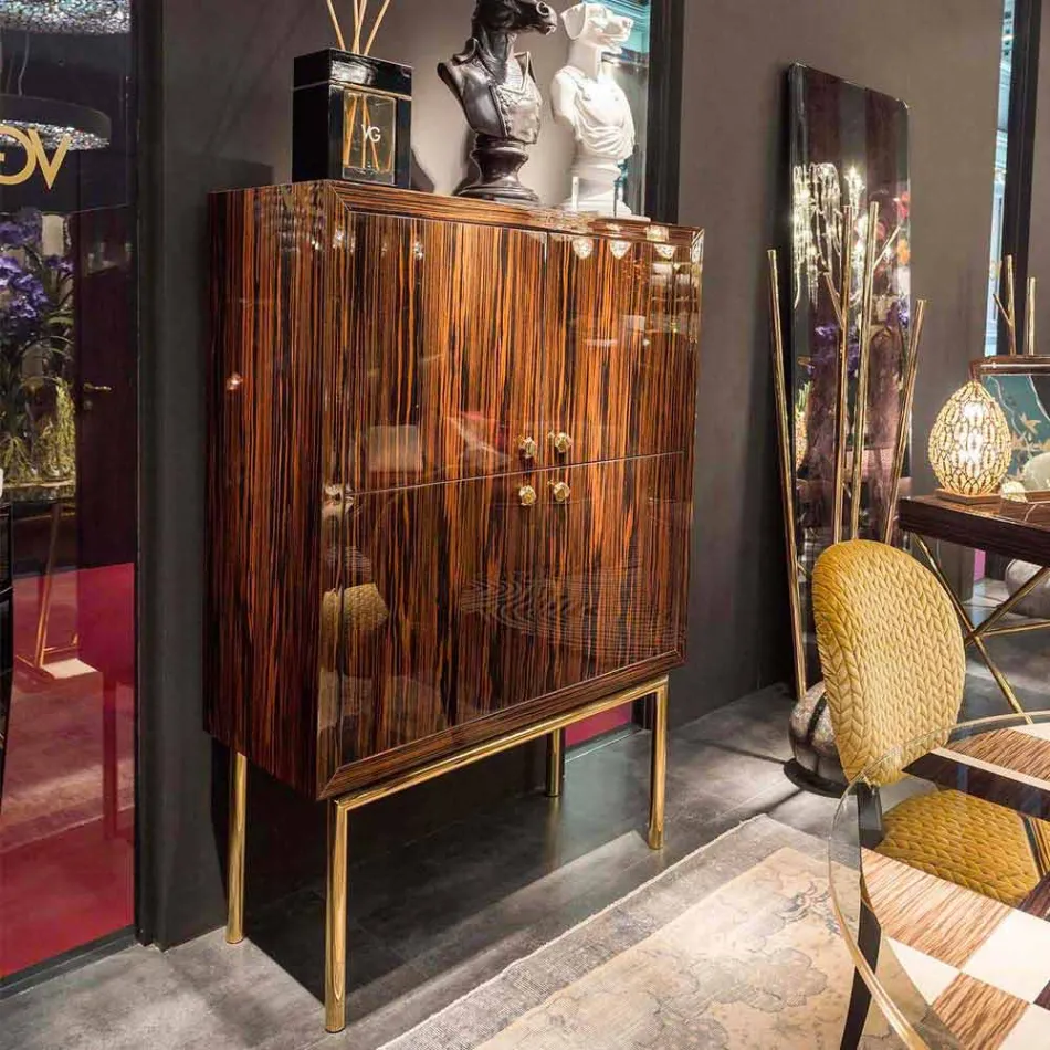 Njësi moderne e magazinimit me 4 dyer në dru me shkëlqim me shkëlqim Ada Viadurini