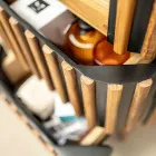 Kabineti i banjës me kolonë i bërë nga dru tik dhe sofër - Plumeria Viadurini