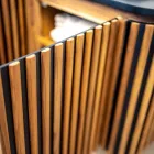 Dollap banjoje prej tik dhe sofër, i punuar me dorë - Heliconia Viadurini