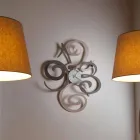 Dizajnimi i Orës së Murit në Hekuri me Ngjyra Made në Itali - Fiordaliso Viadurini