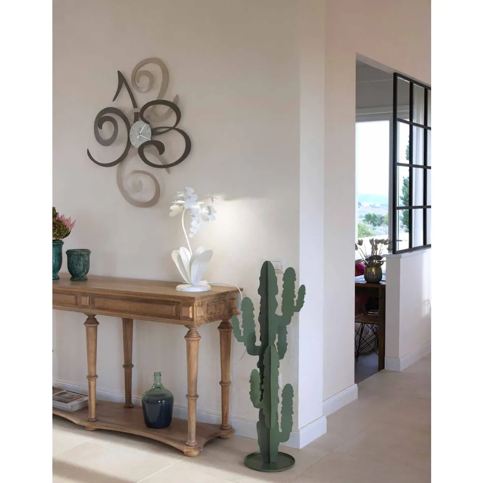 Ora me mur me dizajn hekuri me ngjyra të bëra në Itali - Lule misri Viadurini