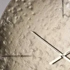 Orë Muri prej Qelqi të Valëzuar me Akrepa prej Bronzi - Radia Viadurini