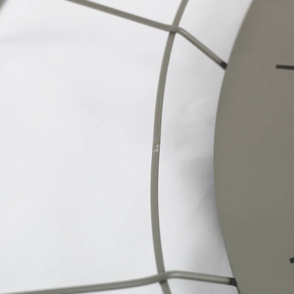 Orë Moderne Muri Adalgiso në Çelik me Ngjyrë e Prodhuar në Itali Viadurini