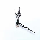 Ora e Madhe në Sheshin e Madh në Dru të Bardhë me Lule - Florello Viadurini