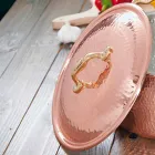 Tigan i rrumbullakët në bakër i konservuar me dorezë dhe kapak 32 cm - Gianluigi Viadurini