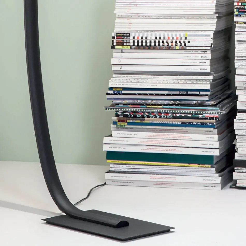 Llambë dyshemeje moderne LED me dimmable në metal të zi, ari ose të bardhë - gondolë Viadurini