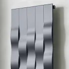 Projektimi vertikal Pllaka rrezatuese prej çeliku 5 shirita deri në 1003 Watt - Lumi Viadurini