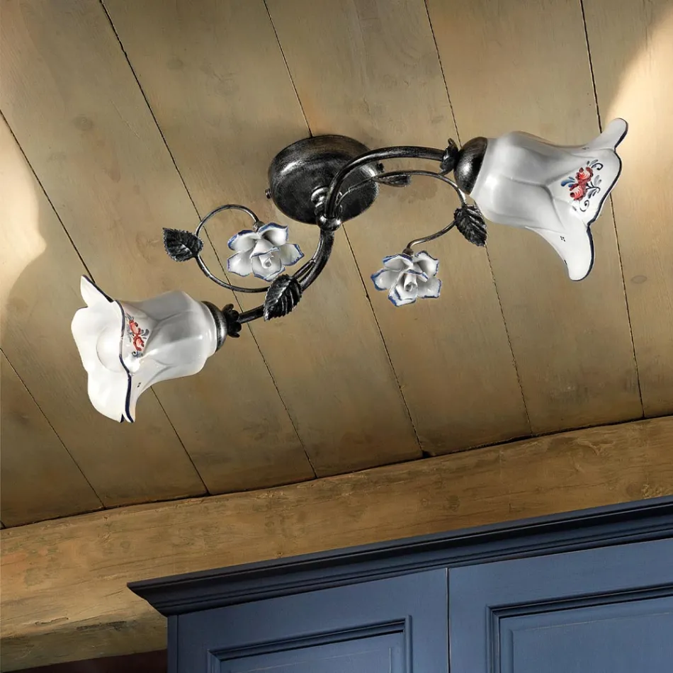 Llamba tavani me 2 drita metalike dhe qeramike me trëndafila të pikturuar me dorë - Pisa Viadurini